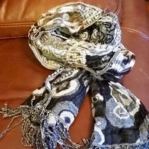 Black, white & tan scarf
